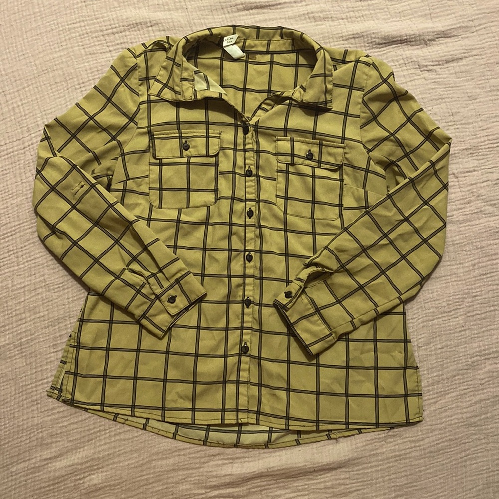 Tan / brown flannel